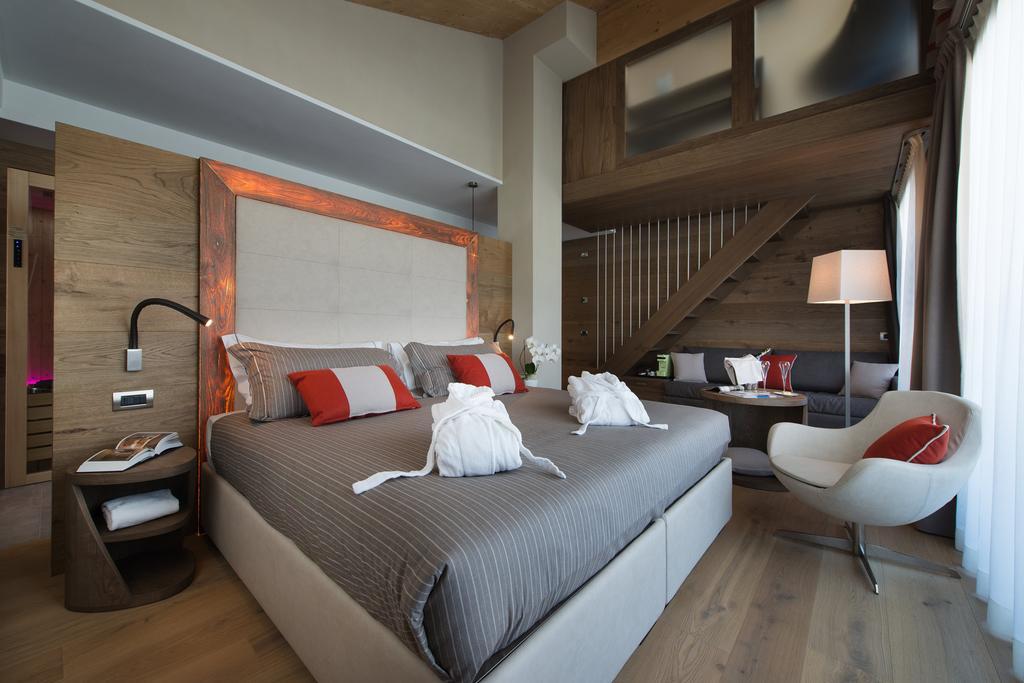 Hotel Baita Montana ลีวินโญ ภายนอก รูปภาพ