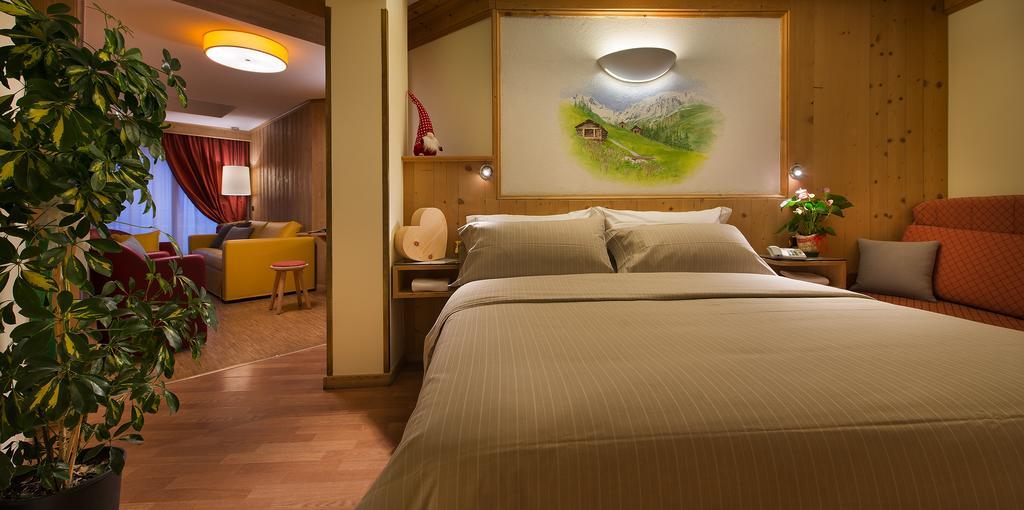 Hotel Baita Montana ลีวินโญ ภายนอก รูปภาพ
